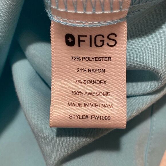 Figs scrub top size small - Picture 6 of 7